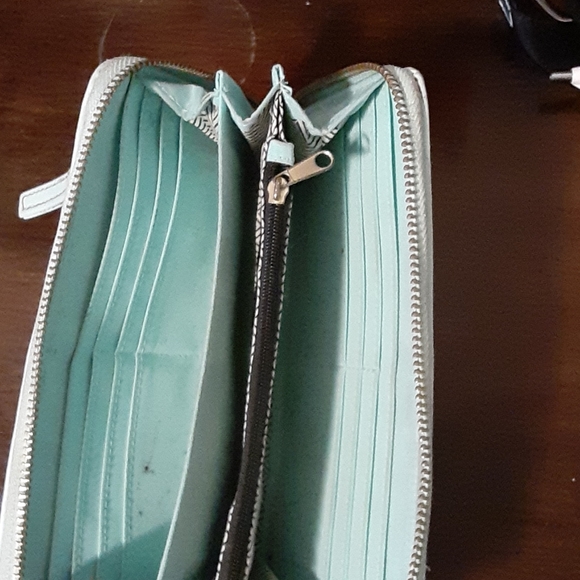 Wallet - Picture 3 of 4